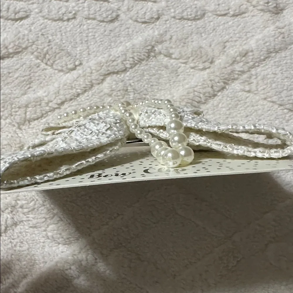 DANBAR GLOBAL Child Adult Ivory Gold White Tweed Faux Pearl Over Bow Hair Clip